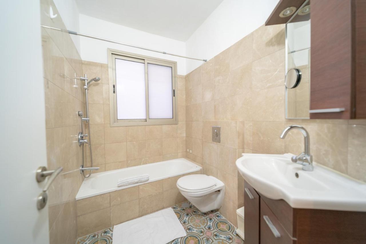 Ocean Executive Apartments - 5 Min From The Beach Tel Aviv Buitenkant foto