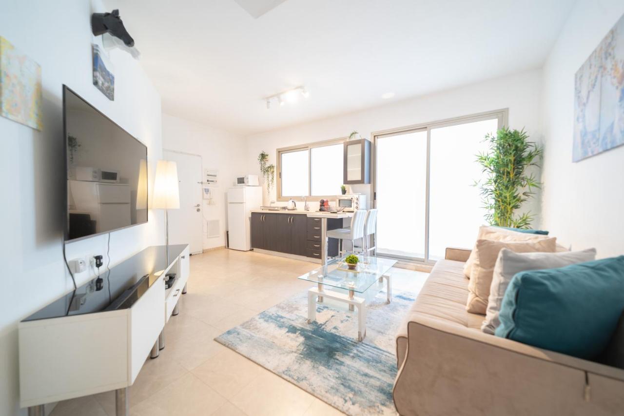Ocean Executive Apartments - 5 Min From The Beach Tel Aviv Buitenkant foto
